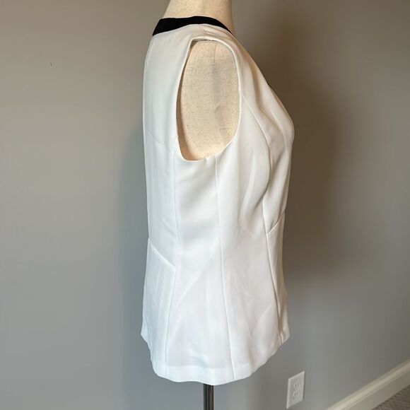 Emerson Rose sz S sleeveless V-neck blouse classic black white - Picture 3 of 7